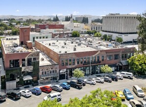 135-185 E 2nd St, Pomona, CA - Aérien  Vue de la carte