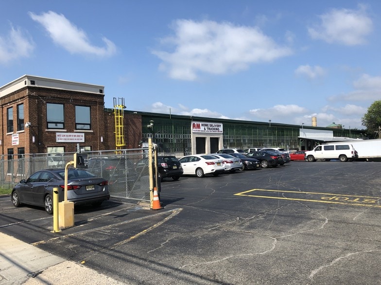 99 Jersey Ave, New Brunswick, NJ for lease - Building Photo - Image 3 of 10