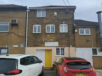 More details for 8 Park St, Slough - Retail for Sale