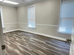 3937-3965 Holcomb Bridge Rd, Peachtree Corners, GA à louer Photo intérieure- Image 1 de 4