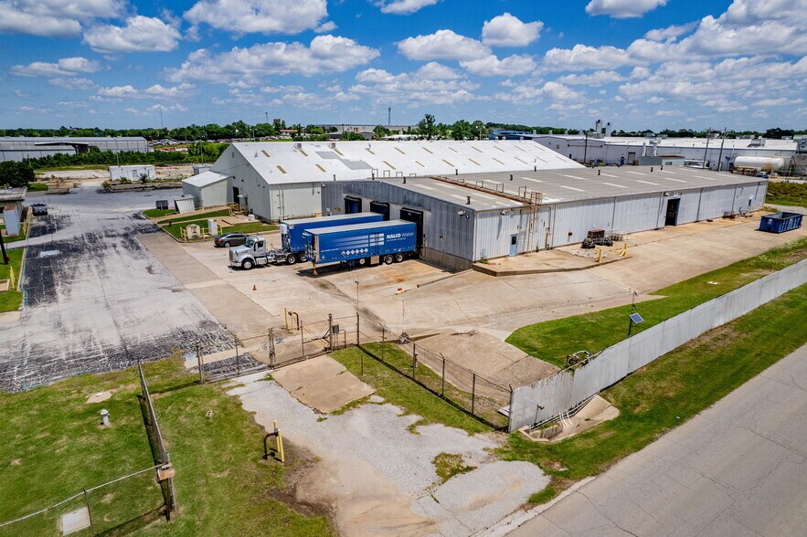 6717 S 61st West Ave, Tulsa, OK à vendre - Photo du bâtiment - Image 3 de 20