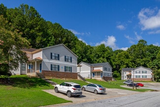 More details for 563 Briar Hill Ct, Riverdale, GA - Multifamily for Sale