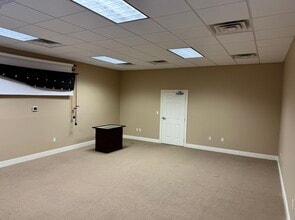 1150 Expressway Dr, Pineville, LA for lease Interior Photo- Image 1 of 2