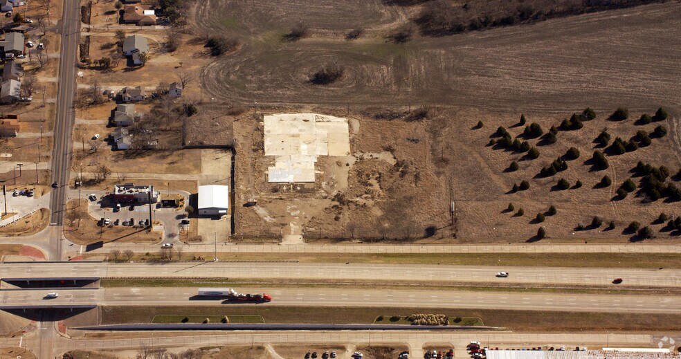 410 I-45 N, Ferris, TX à vendre - Aérien - Image 2 de 3