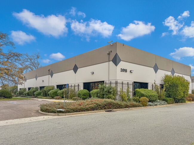 More details for 2015 Airpark Ct, Auburn, CA - Industrial for Lease