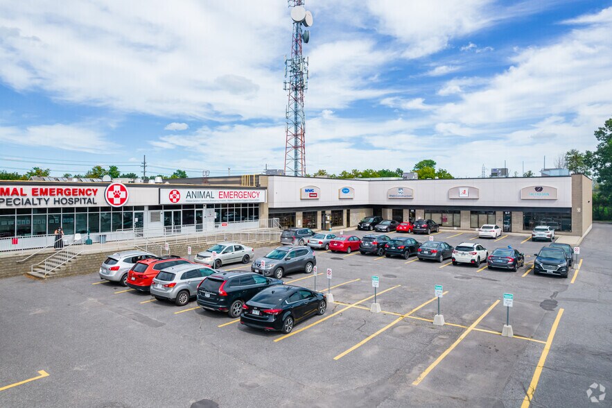 1155 Lola St, Ottawa, ON à louer - Photo du bâtiment - Image 3 de 5