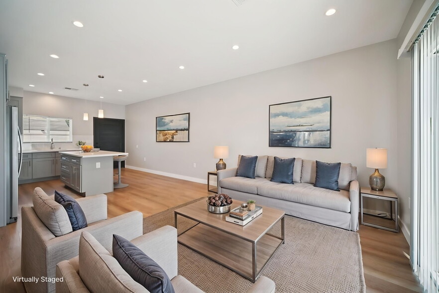 8434 Oakdale Ave, Winnetka, CA à vendre - Photo du bâtiment - Image 2 de 47