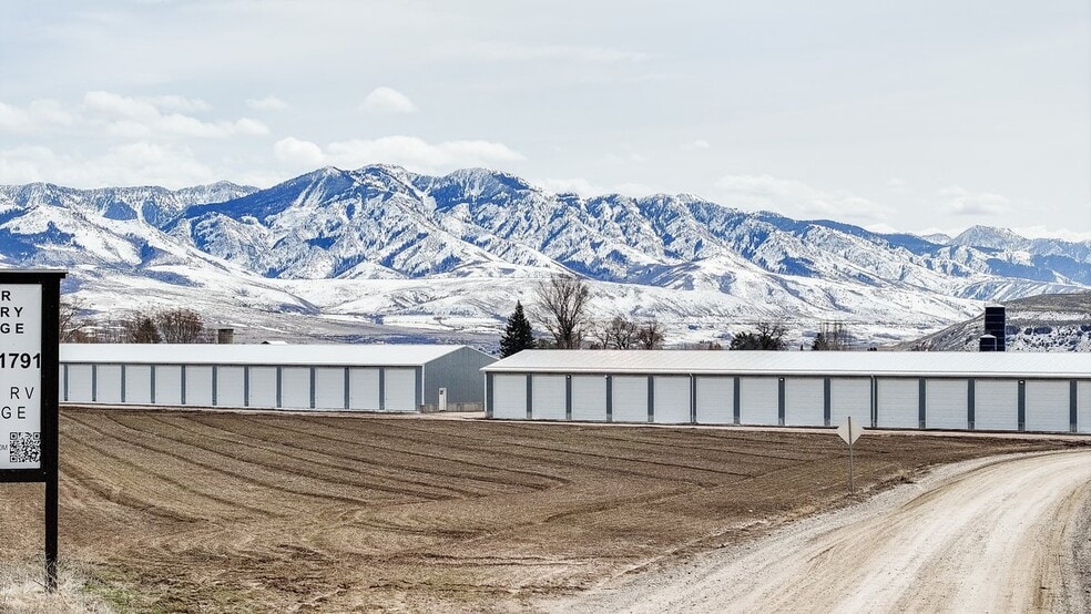 1607 S 1300 E, Preston, ID for sale - Building Photo - Image 2 of 3