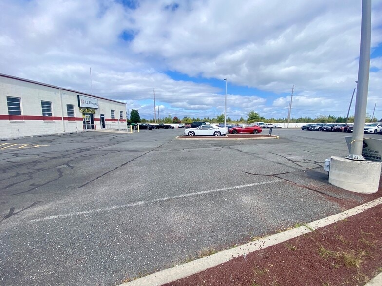 7034 Black Horse Pike, Pleasantville, NJ for lease - Building Photo - Image 3 of 6