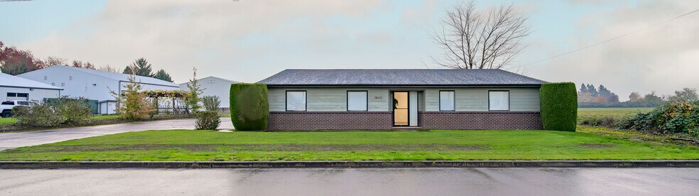 1940 NE Colvin Ct, McMinnville, OR à louer - Photo principale - Image 1 de 26
