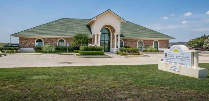 500 Quail Creek Dr, Amarillo, TX for lease - Building Photo - Image 1 of 9