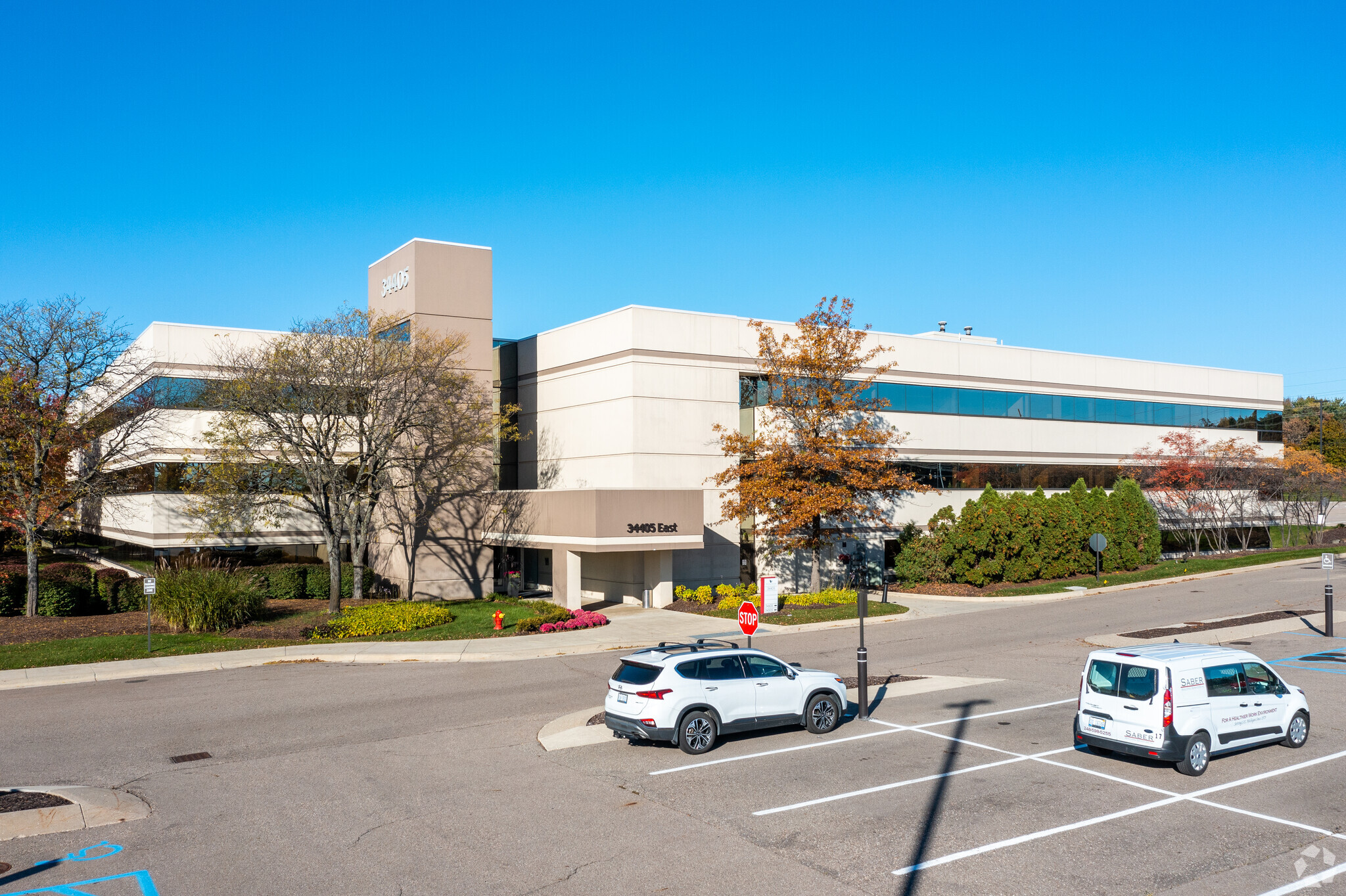 34405 W 12 Mile Rd, Farmington Hills, MI for lease Building Photo- Image 1 of 9