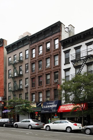 Plus de détails pour 858 10th Ave, New York, NY - Commerce de détail à louer