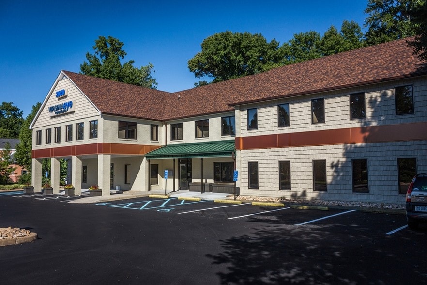 2020 General Booth Blvd, Virginia Beach, VA for lease - Building Photo - Image 2 of 4