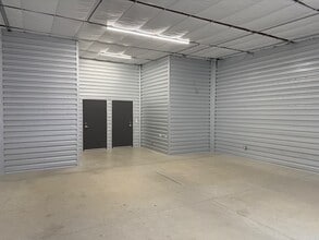 7903 SW Loop 410, San Antonio, TX à louer Photo intérieure- Image 1 de 3