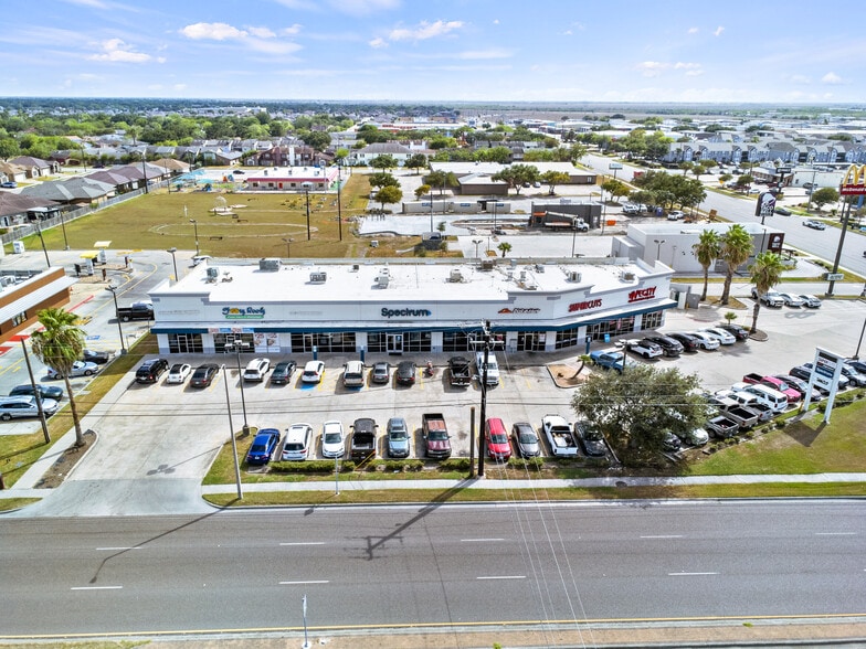 4001 Saratoga Blvd, Corpus Christi, TX for lease - Building Photo - Image 2 of 4