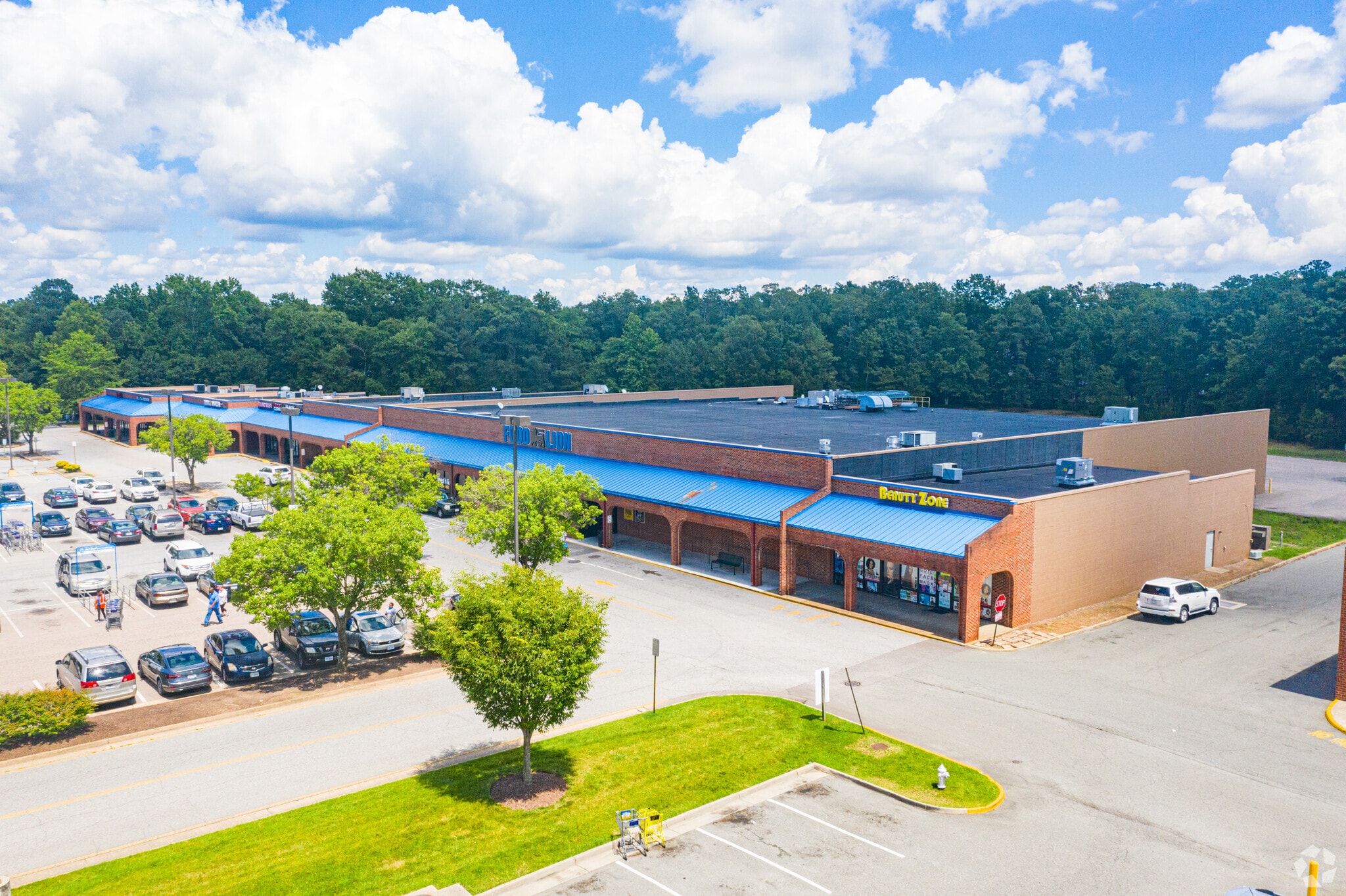6403-6429 Iron Bridge Pl, Richmond, VA for lease Building Photo- Image 1 of 7