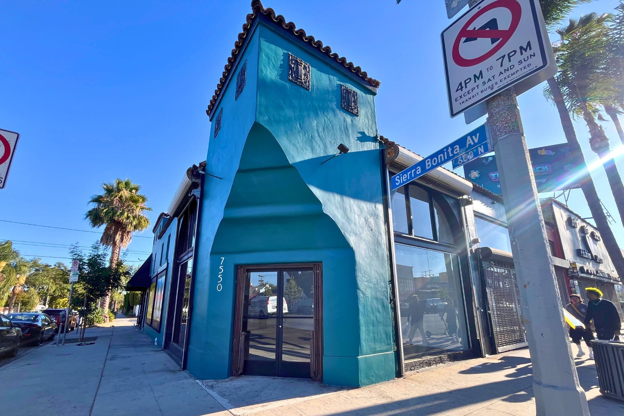 7552 Melrose Ave, Los Angeles, CA for lease Primary Photo- Image 1 of 9