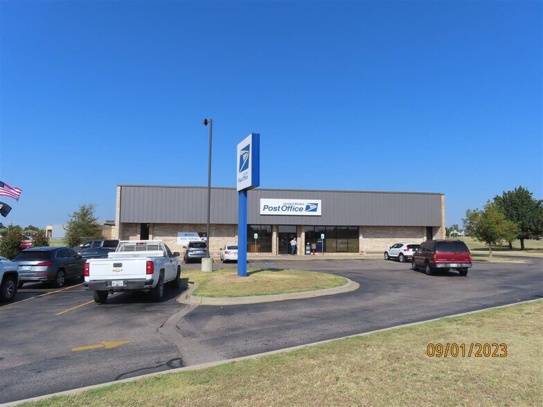 601 S I 35 Service Rd, Moore, OK à vendre - Photo principale - Image 1 de 1