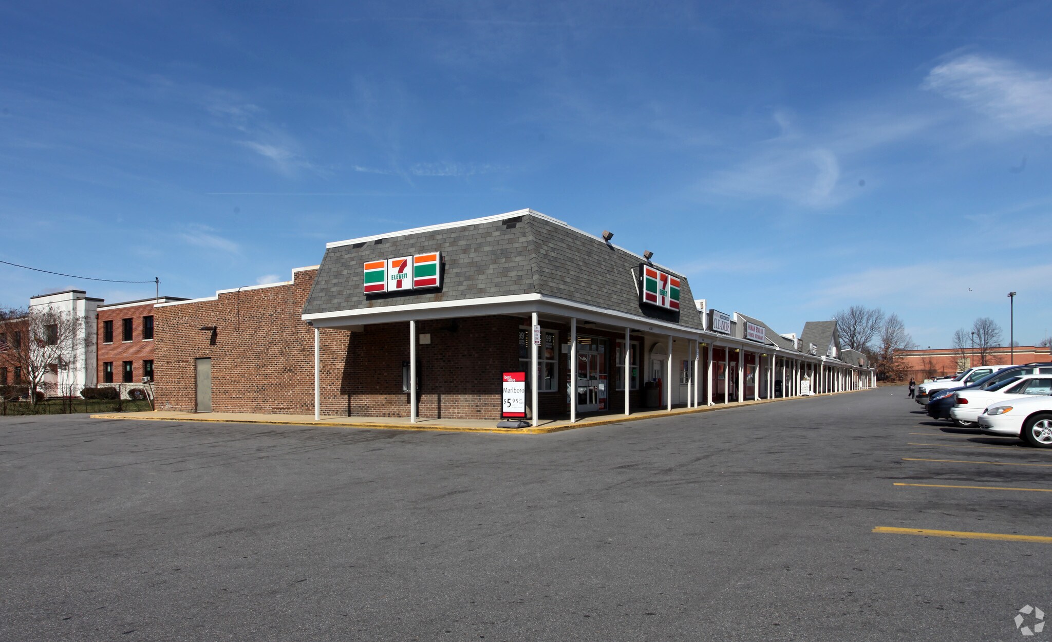 6237-6285 Crain Hwy, La Plata, MD à louer Photo principale- Image 1 de 4