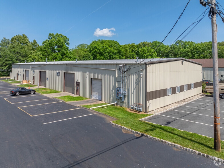 44-48 Woodland Ave, Rockaway, NJ for lease - Building Photo - Image 1 of 4