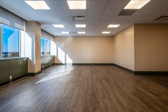 270 North Ave, New Rochelle, NY à louer Photo intérieure- Image 2 de 18