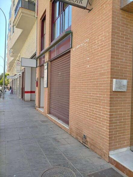 Commerce de détail dans Orihuela, Alicante à vendre - Photo du bâtiment - Image 2 de 32