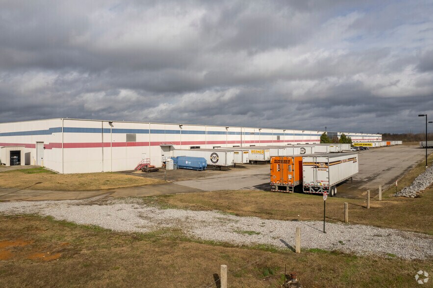 1532 Midfield Industrial Blvd, Birmingham, AL à louer - Photo du bâtiment - Image 2 de 13