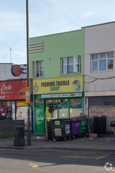 299 Mitcham Rd, London à louer - Photo principale - Image 1 de 2