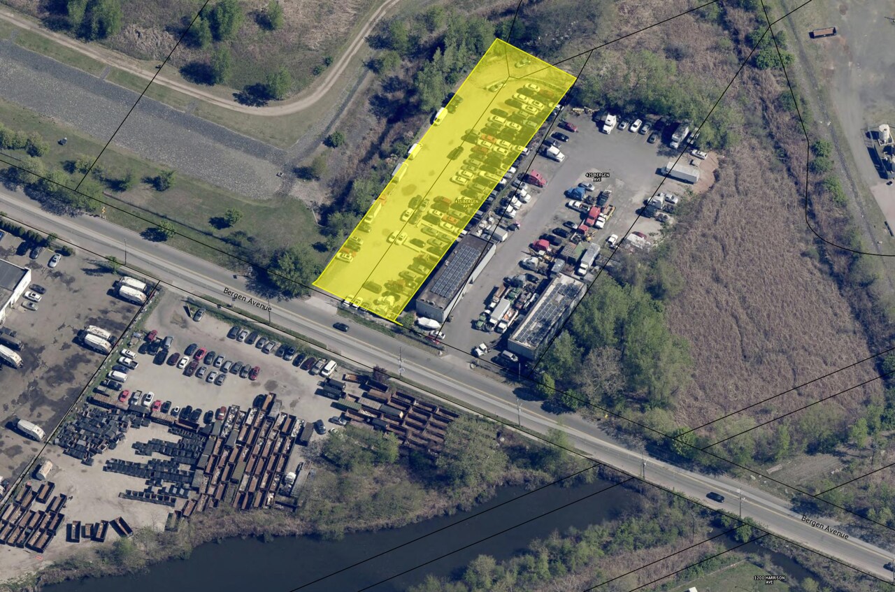 415 Bergen Ave, Kearny, NJ à vendre Aérien- Image 1 de 2