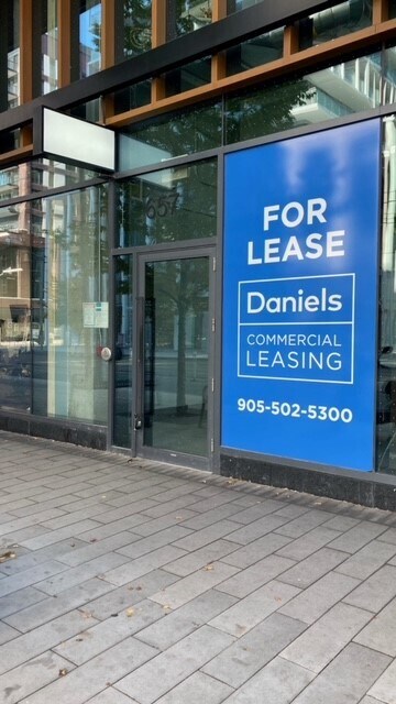 657 Dundas St E, Toronto, ON for sale Building Photo- Image 1 of 1