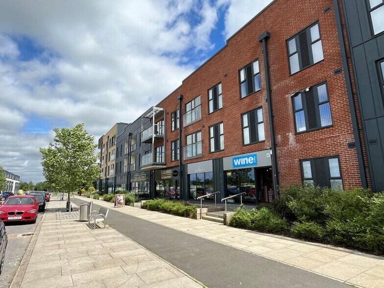 Graven Hill Rd, Bicester à vendre - Photo du bâtiment - Image 2 de 15