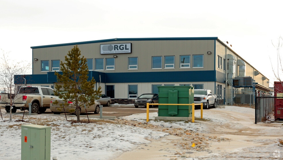 3907-3909 Allard Av, Leduc, AB for lease - Building Photo - Image 2 of 2