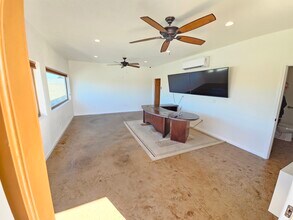 2601 Laughlin View Dr, Bullhead City, AZ for lease Interior Photo- Image 1 of 12