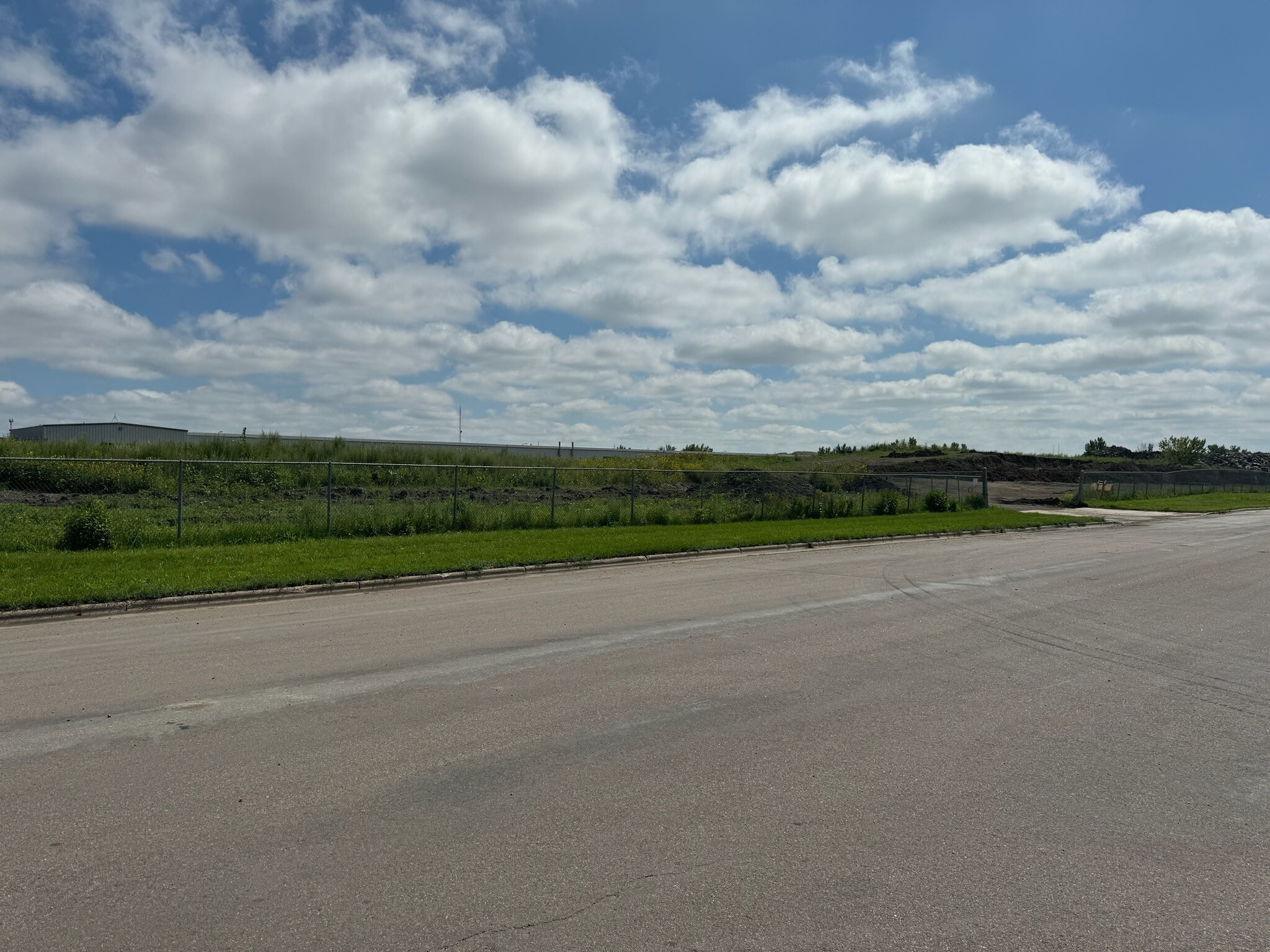 4361 3rd Ave N, Fargo, ND for sale Primary Photo- Image 1 of 4