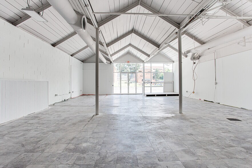 1302 Donnelly Ave, Atlanta, GA à louer - Photo intérieure - Image 3 de 34