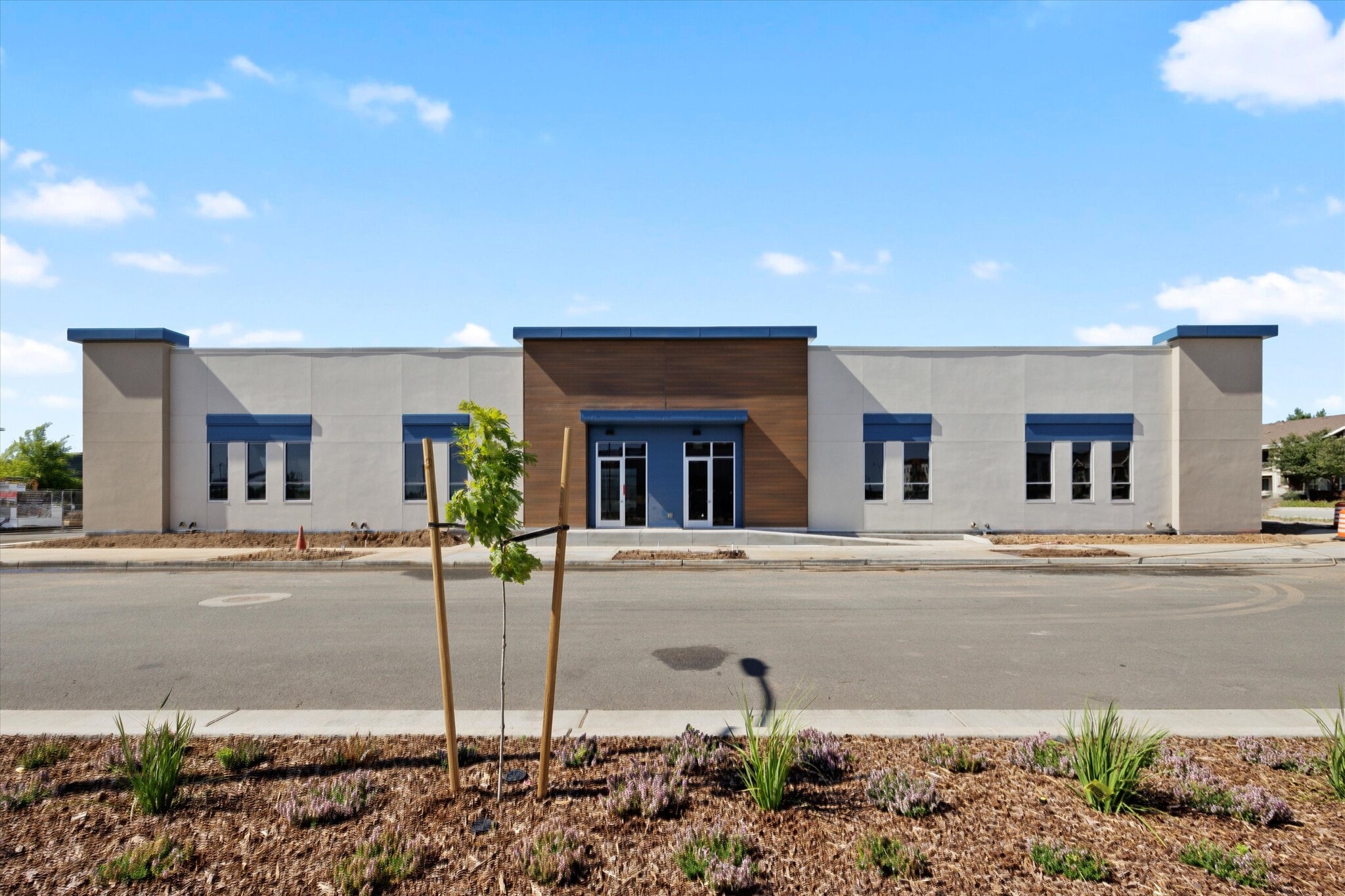 2476 Builders Pl, Chico, CA for lease Building Photo- Image 1 of 6
