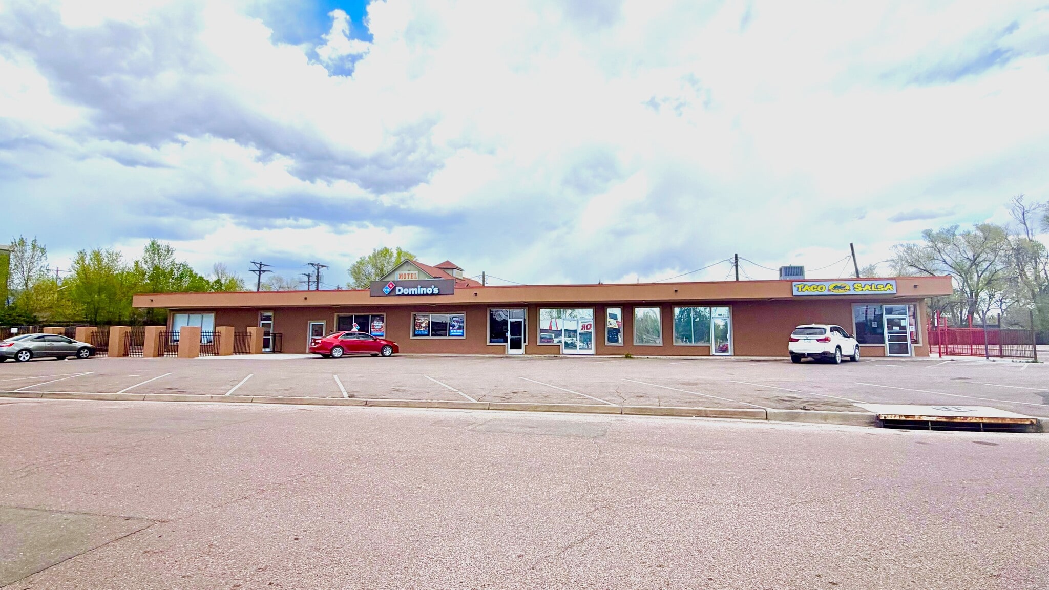 402-412 Royalty Pl, Fountain, CO for sale Primary Photo- Image 1 of 2