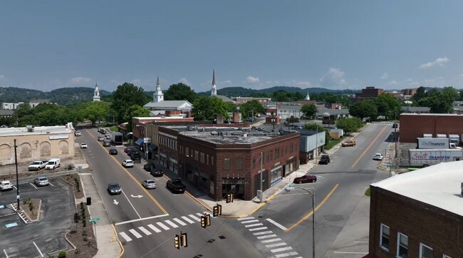 More details for 233 E Sullivan St, Kingsport, TN - Retail for Sale