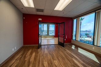 4560 S Decatur Blvd, Las Vegas, NV à louer Photo intérieure- Image 2 de 8