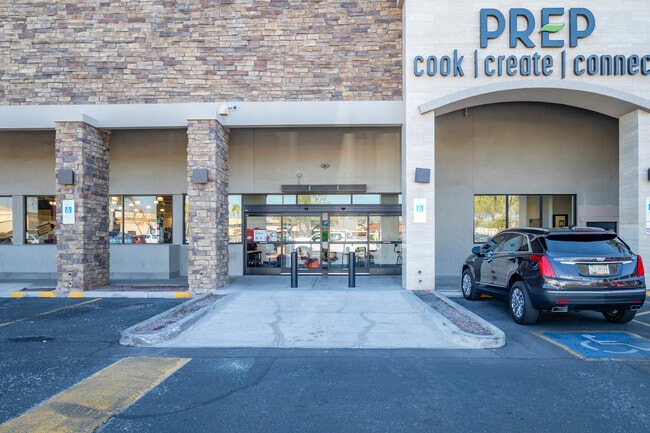 Plus de détails pour 7119-7129 E Shea Blvd, Scottsdale, AZ - Commerce de détail à louer