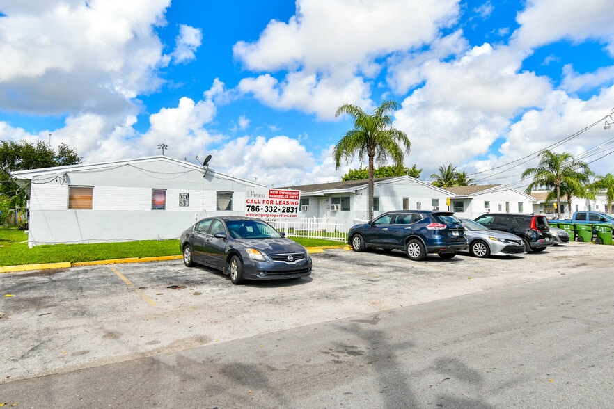 725-809 NW 7th Ave, Hallandale Beach, FL for sale - Building Photo - Image 3 of 6