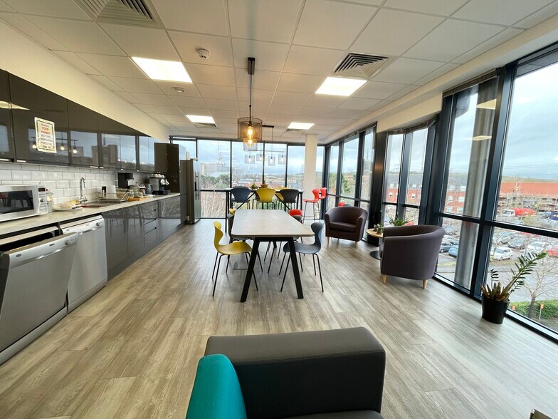 5 West Way, Oxford à louer - Photo du bâtiment - Image 2 de 11