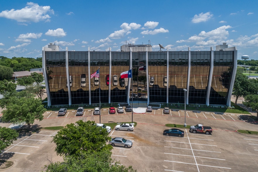 1800 Teague Dr, Sherman, TX for lease - Building Photo - Image 1 of 56