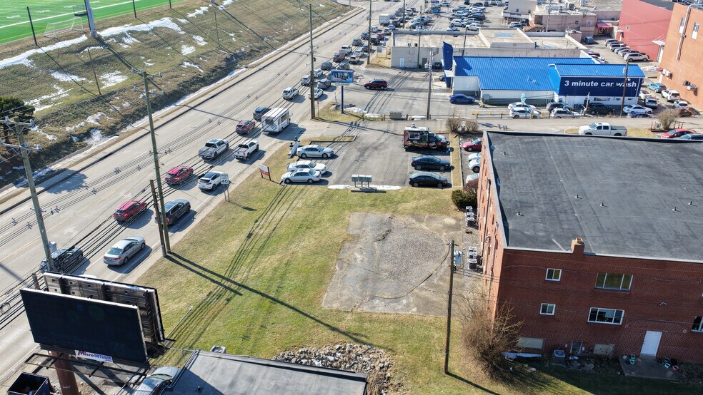 775-777-779 Chestnut Ridge (Route 705) Rd, Morgantown, WV à louer - Photo du bâtiment - Image 2 de 7