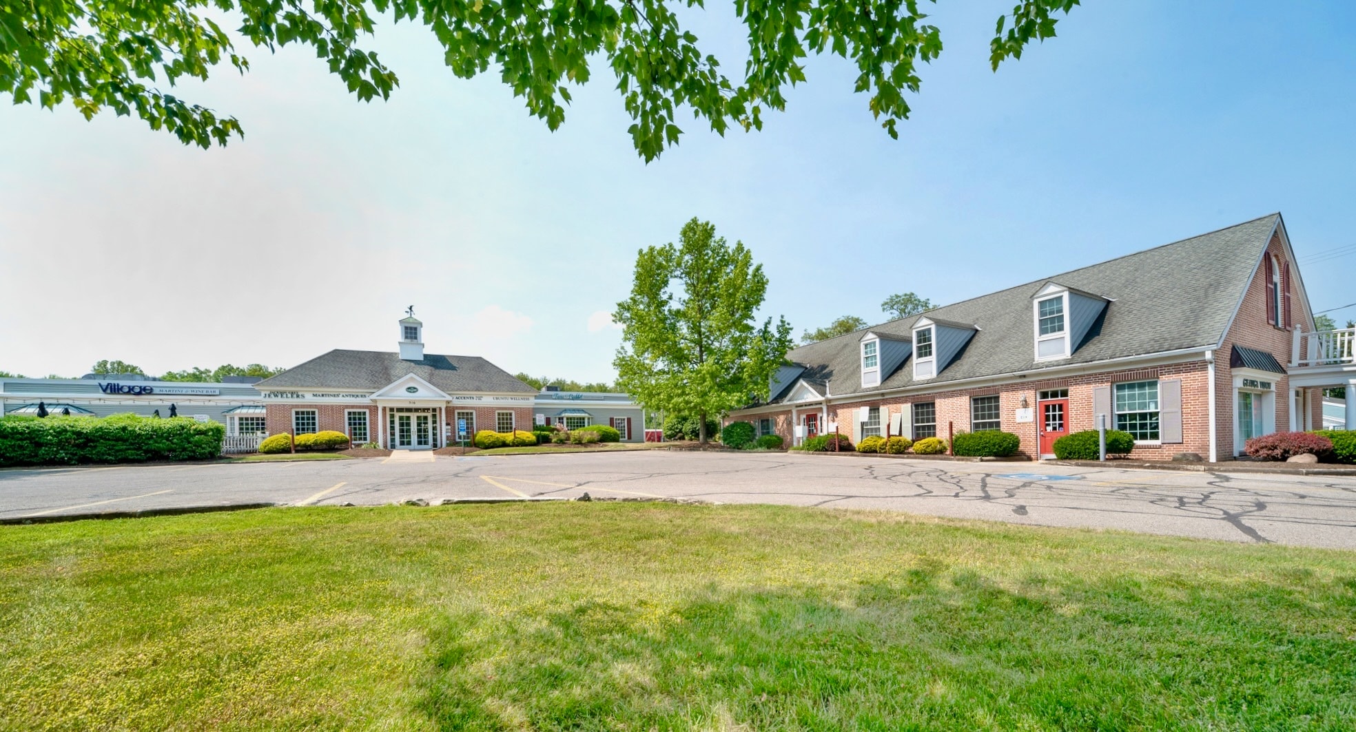 512 E Washington St, Chagrin Falls, OH for lease Primary Photo- Image 1 of 13