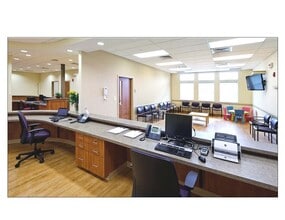 30 Dorset Xing, Simsbury, CT for sale Interior Photo- Image 2 of 5