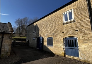 Cringle Ln, Stoke Rochford for lease Building Photo- Image 2 of 15