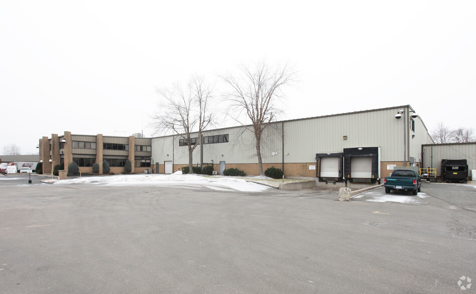 6 Industrial Rd, Windsor Locks, CT for lease - Building Photo - Image 1 of 9