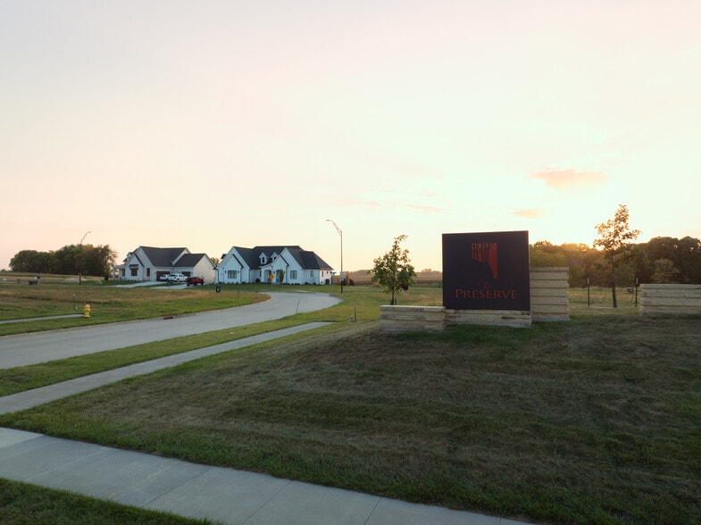 SW Meadow Rose Ave, Van Meter, IA for sale - Building Photo - Image 2 of 12